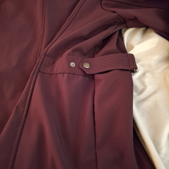 ZeroXposur Women's Dark Burgundy Utility Jacket - Picture 9 of 9